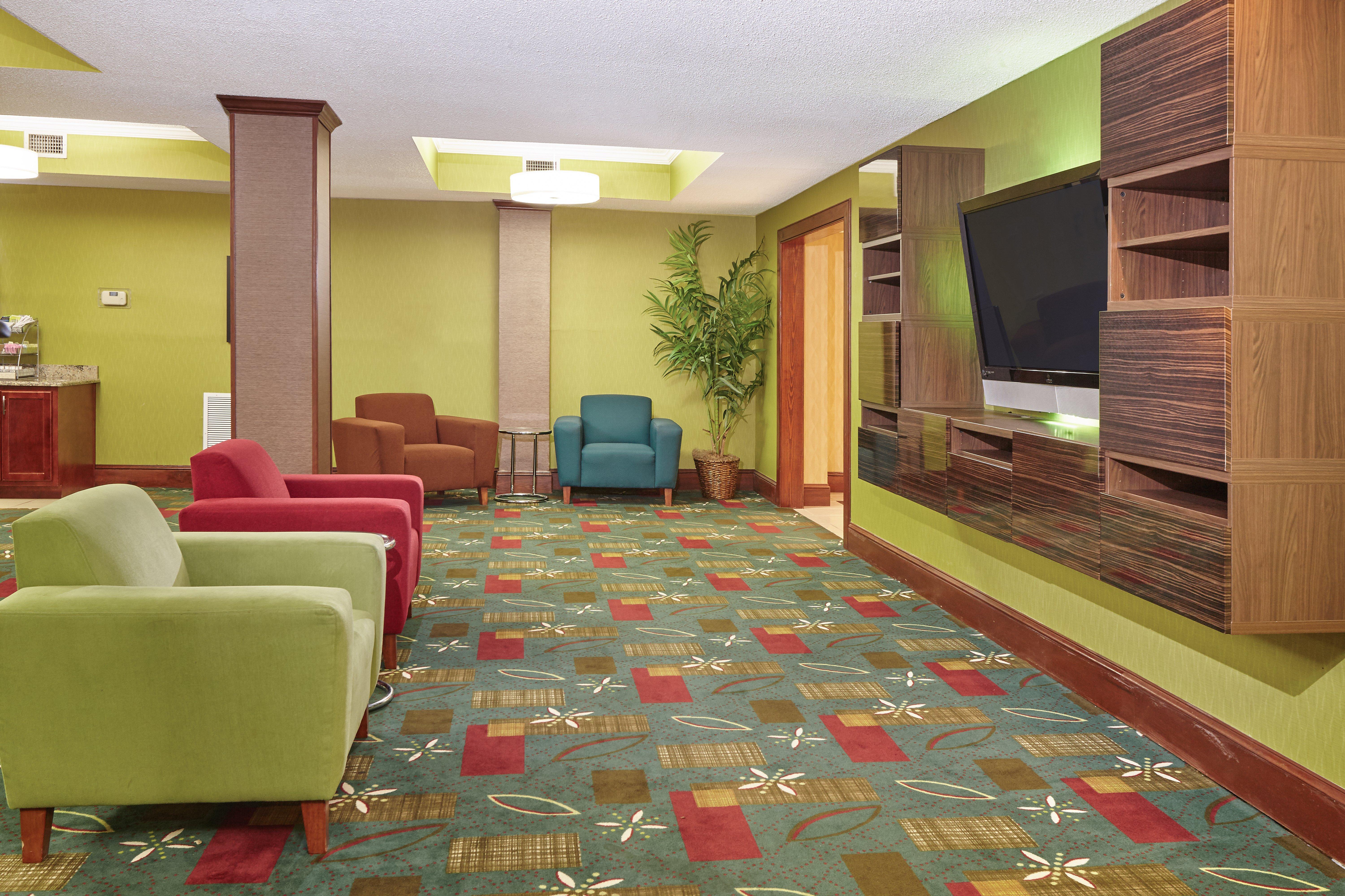 Holiday Inn Express Hotel & Suites Buford-Mall Of Georgia, An Ihg Hotel מראה חיצוני תמונה