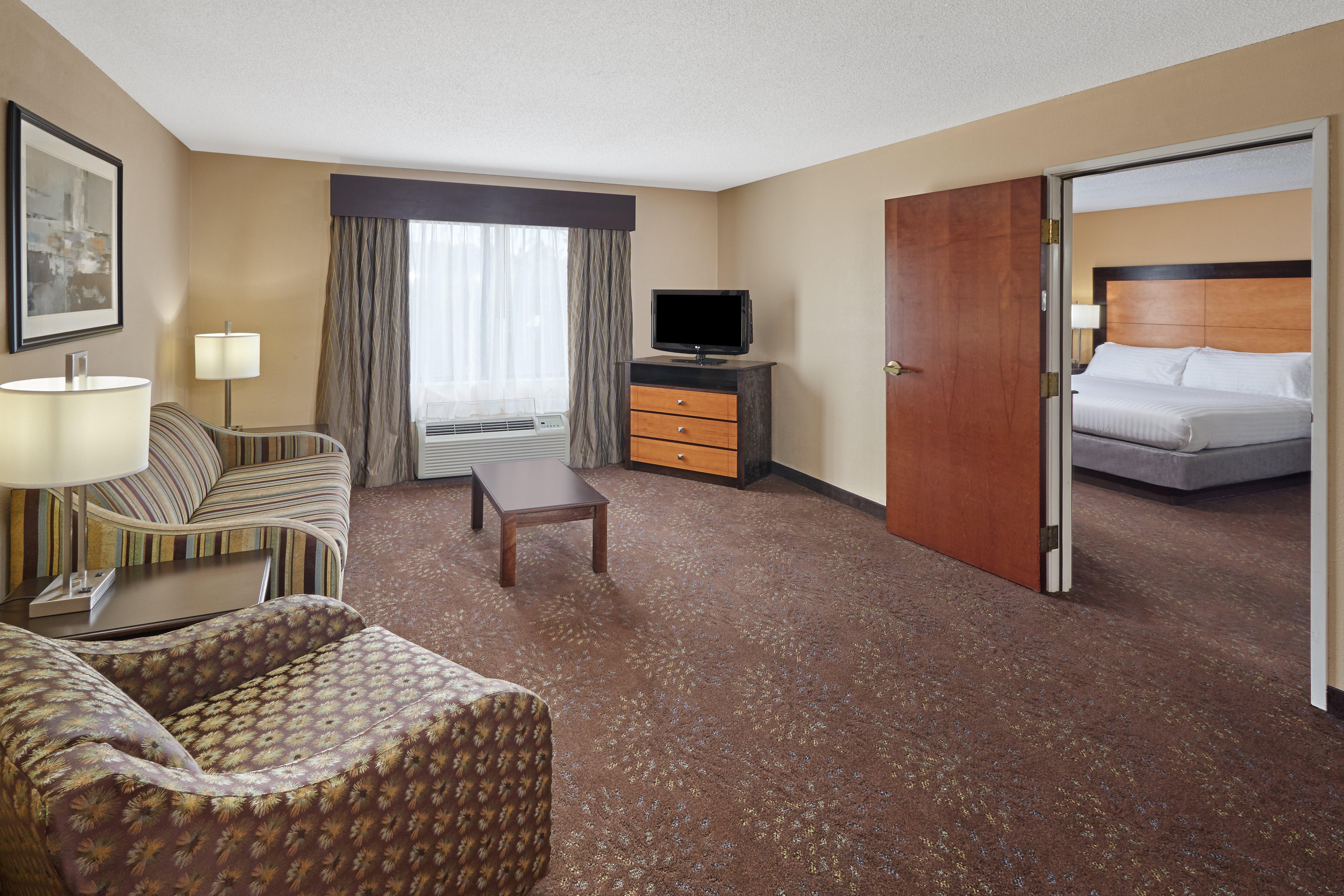 Holiday Inn Express Hotel & Suites Buford-Mall Of Georgia, An Ihg Hotel מראה חיצוני תמונה